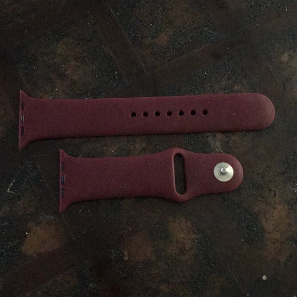 Maroon 42mm Apple Watch silicone band